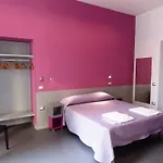 Pensionat Dsquare 4*