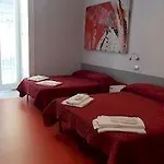 Pensionat Dsquare 4*