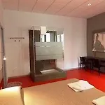 Dsquare 4* Neapel