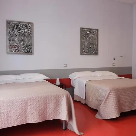 Vendégház Dsquare 4*