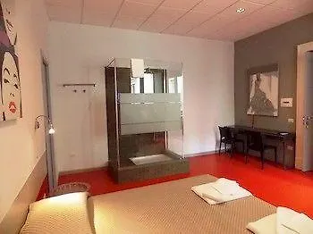 Dsquare 4* نابولي