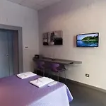Dsquare Νάπολη