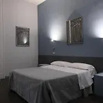 Dsquare בית הארחה נאפולי