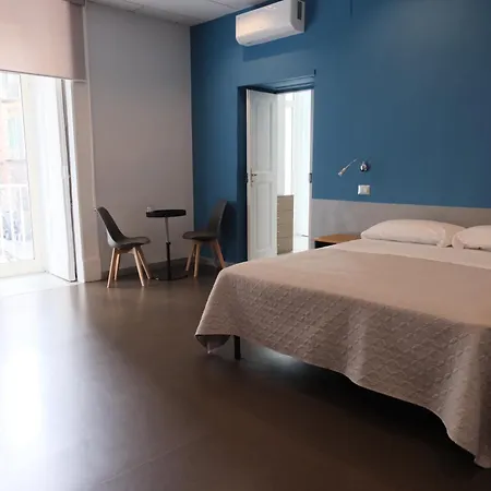 Dsquare Pensionat Neapel