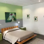 Dsquare